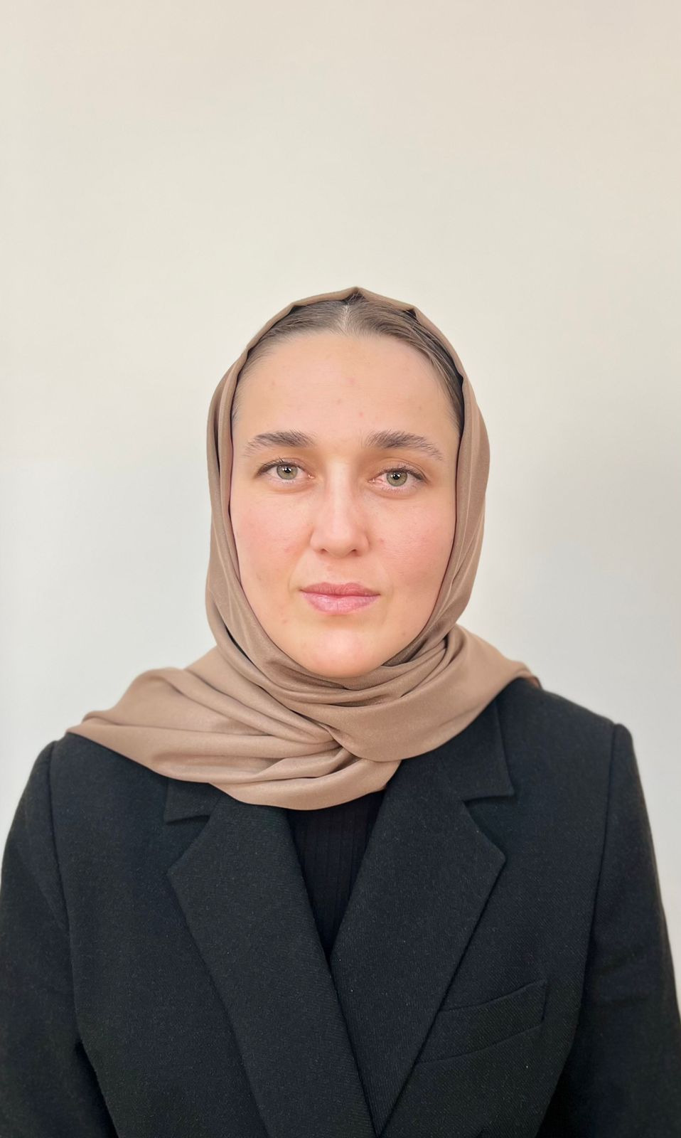 Абдуллаева Асият Алиевна.